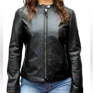 Frye women’s black leather moto jacket full zipper small new
